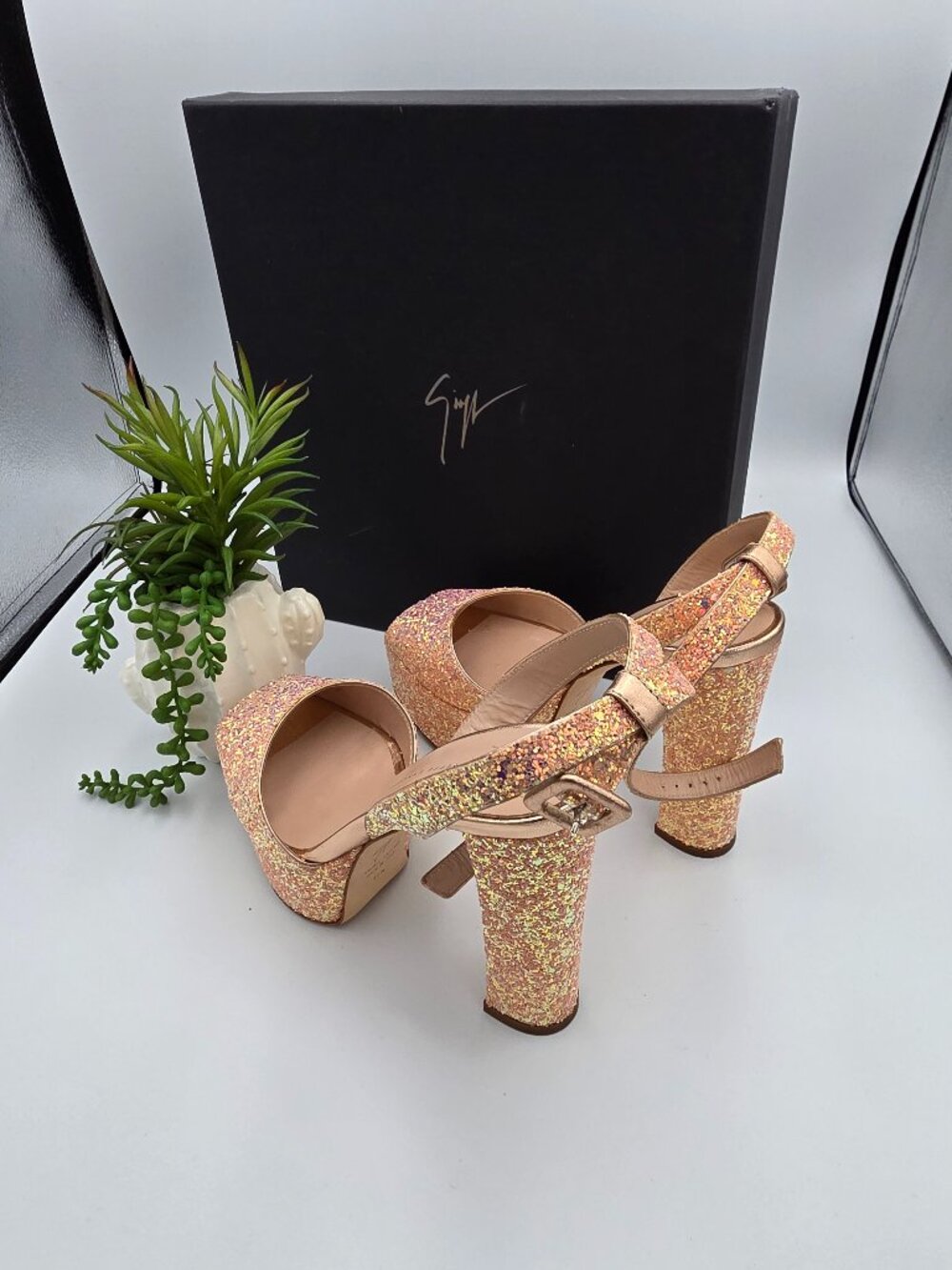 Giuseppe Zanotti 120MM Sandals – Size 37.5